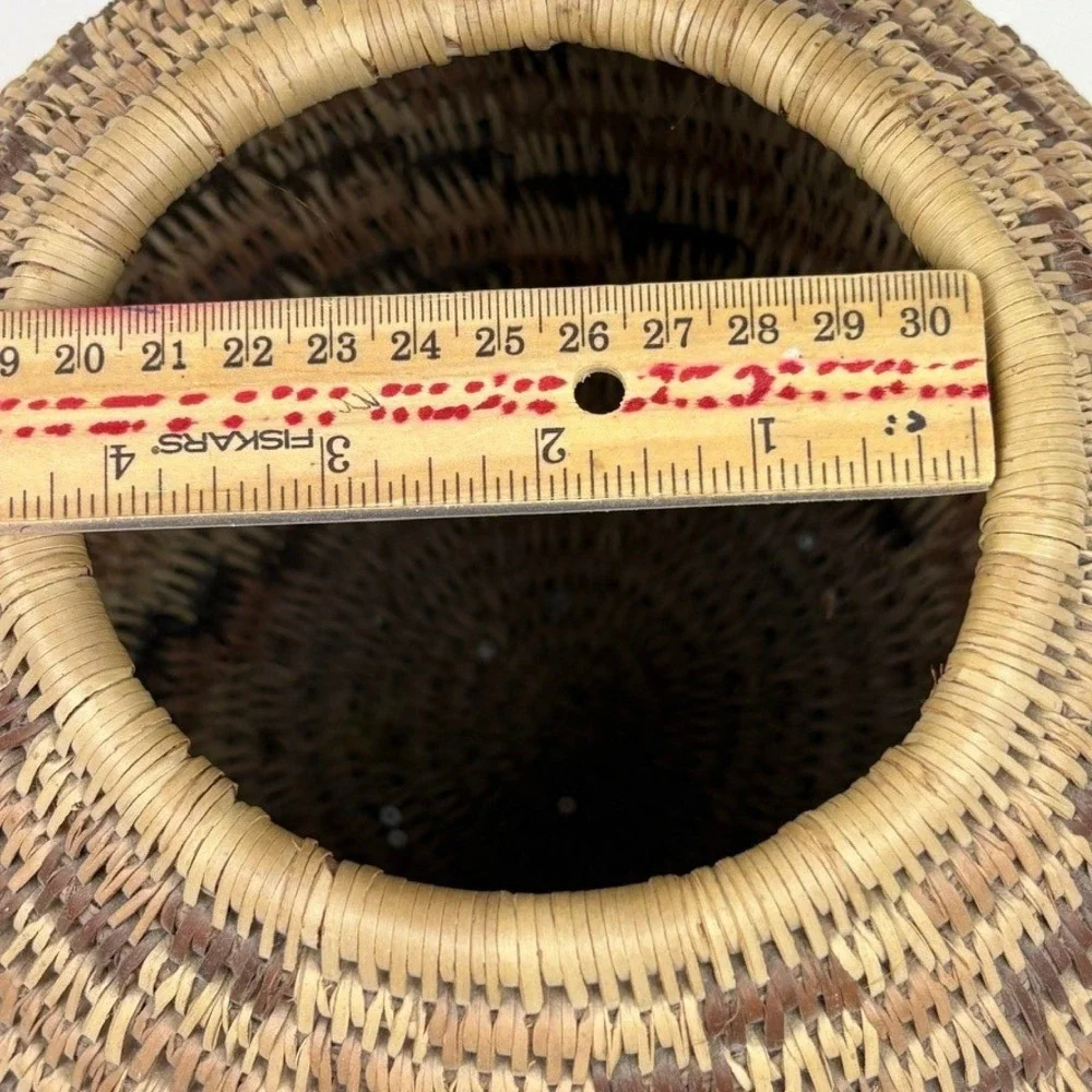 Papago‎ Coil Woven Polychrome Basket Native American Split Stitch 8in Stepped